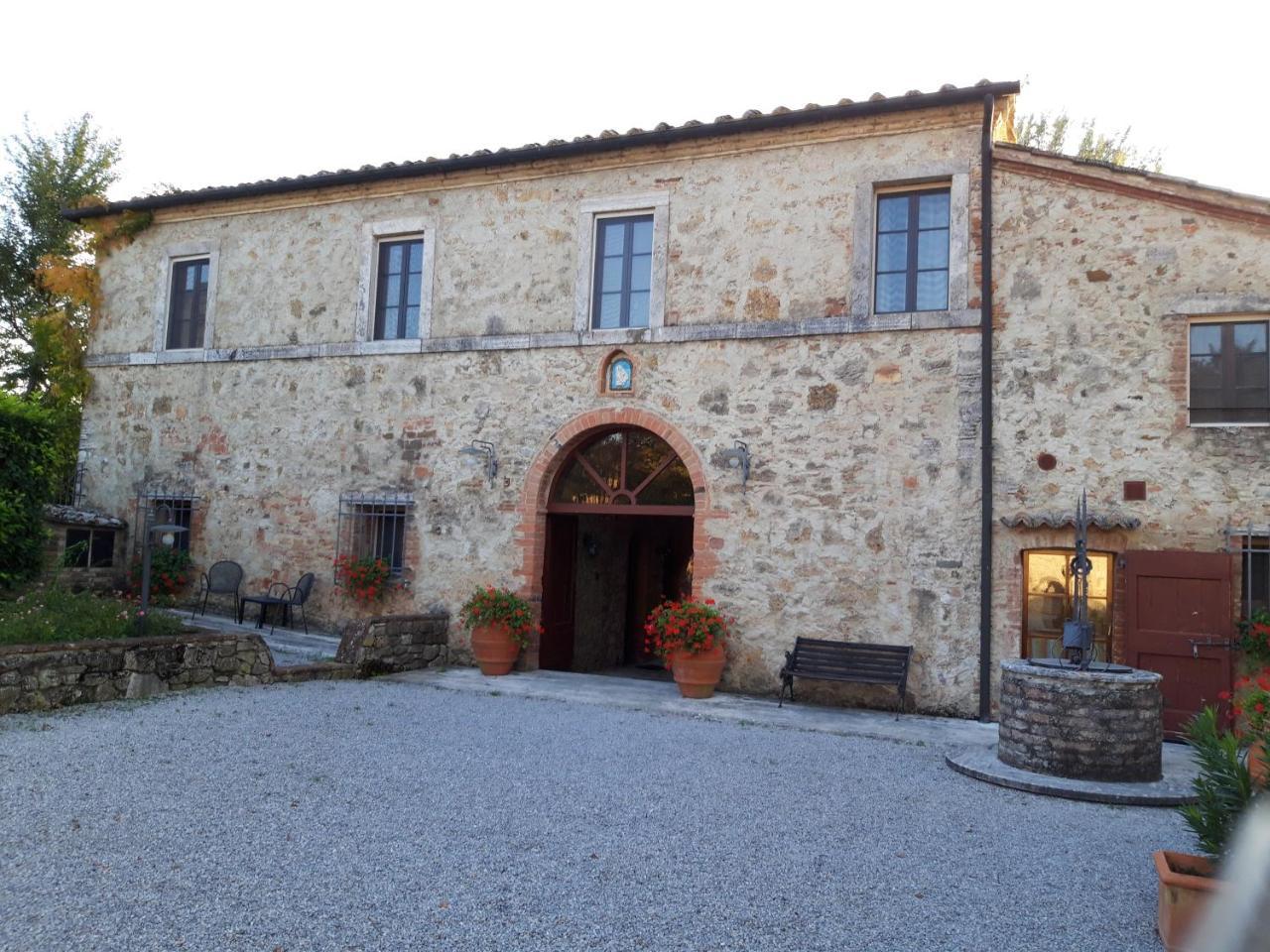Podere La Chiusella B&B ラポラーノ・テルメ エクステリア 写真